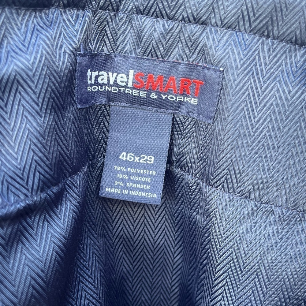 Roundtree and Yorke TravelSmart Dress Pants- Size 46x29 - Picture 5 of 6